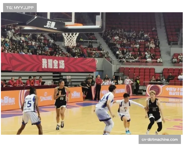 上海女篮替补轮换成效显著 实现多点进攻逆转 上海女篮替补轮换成效显著 实现多点进攻逆转